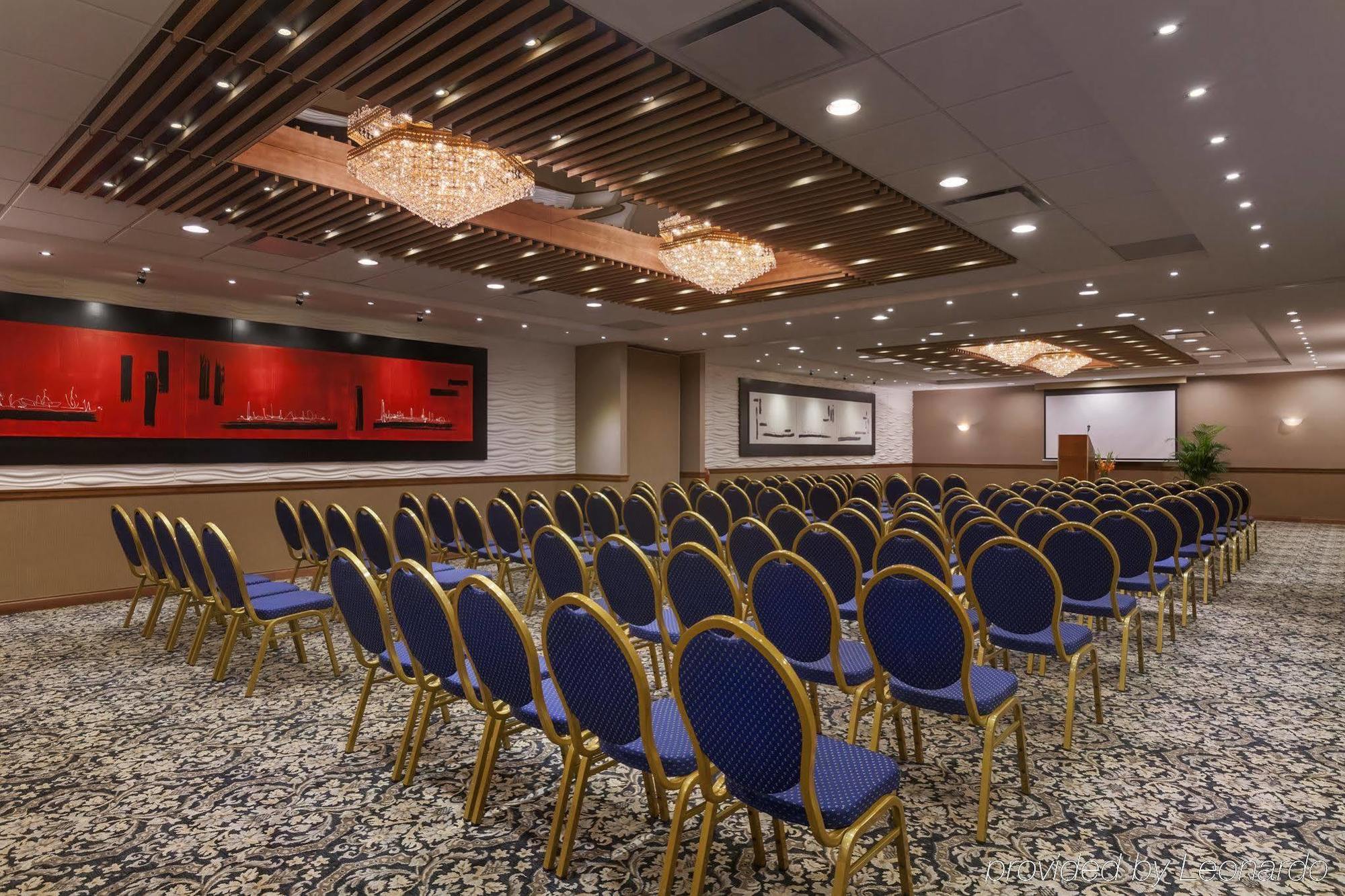 Poco Inn And Suites Hotel And Conference Center بورت كوكويتلام المظهر الخارجي الصورة