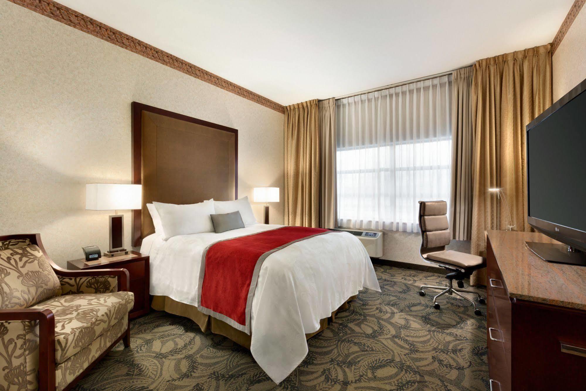 Poco Inn And Suites Hotel And Conference Center بورت كوكويتلام المظهر الخارجي الصورة