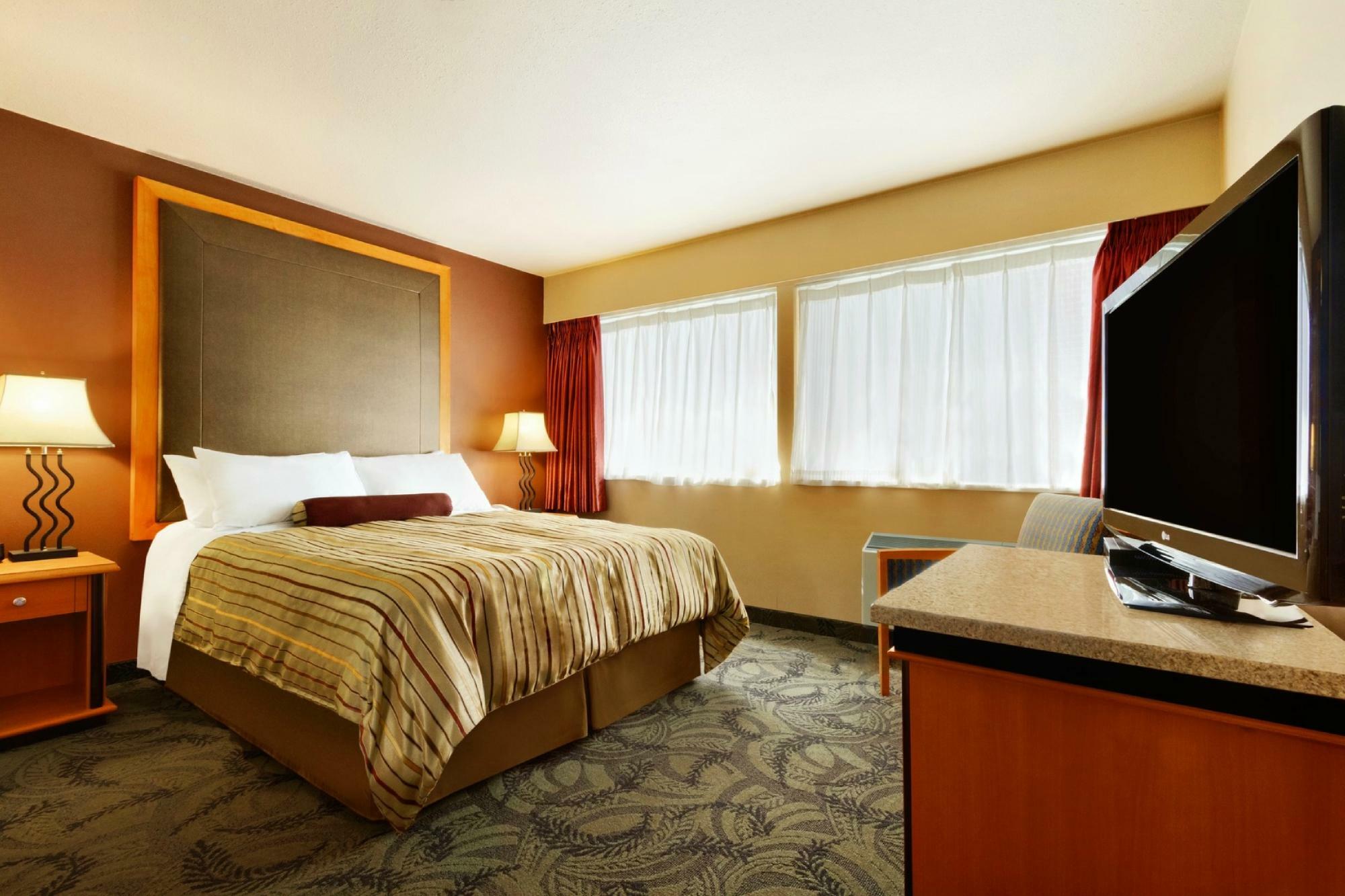 Poco Inn And Suites Hotel And Conference Center بورت كوكويتلام المظهر الخارجي الصورة